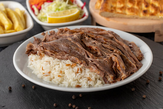 Pilav Üstü Et Döner