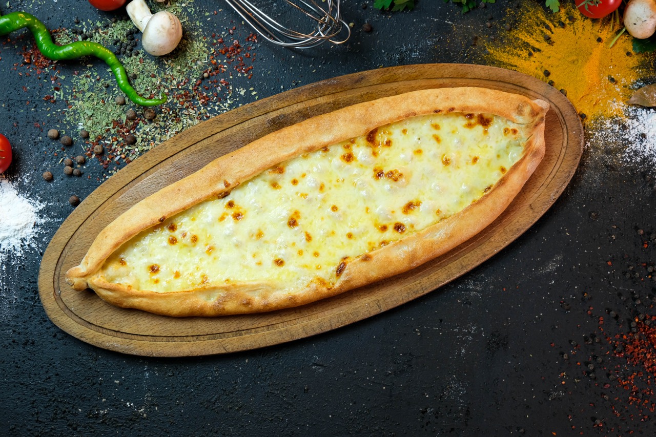 Kaşarlı Pide